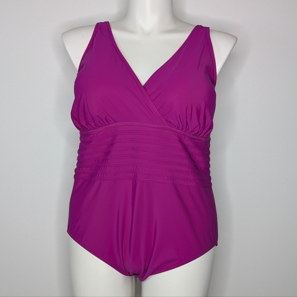 NWT Aqua Green Purple/Pink V Neck One Piece Swimsuit 20 - Picture 1 of 9